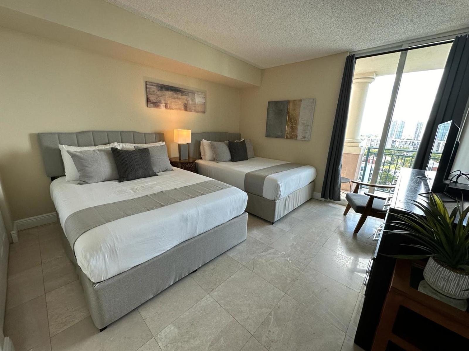 Beautiful Asian Retreat 2Bd 2Bth Apt Min To Beach ไมอามีบีช ภายนอก รูปภาพ