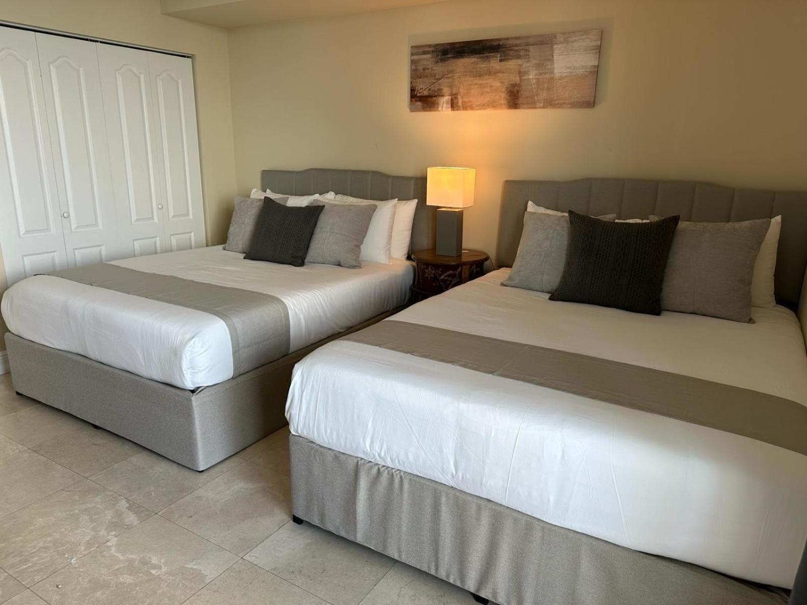 Beautiful Asian Retreat 2Bd 2Bth Apt Min To Beach ไมอามีบีช ภายนอก รูปภาพ