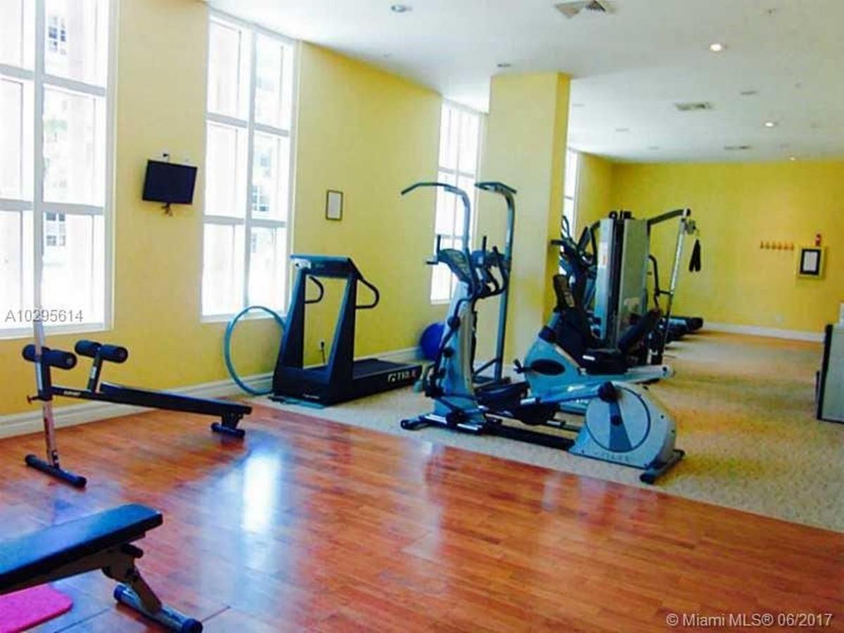 Beautiful Asian Retreat 2Bd 2Bth Apt Min To Beach ไมอามีบีช ภายนอก รูปภาพ